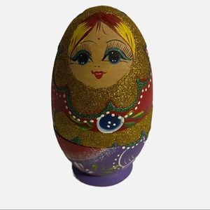 Russian Matryoshka Vintage Wooden Nesting Dolls Hand Painted Set of 3